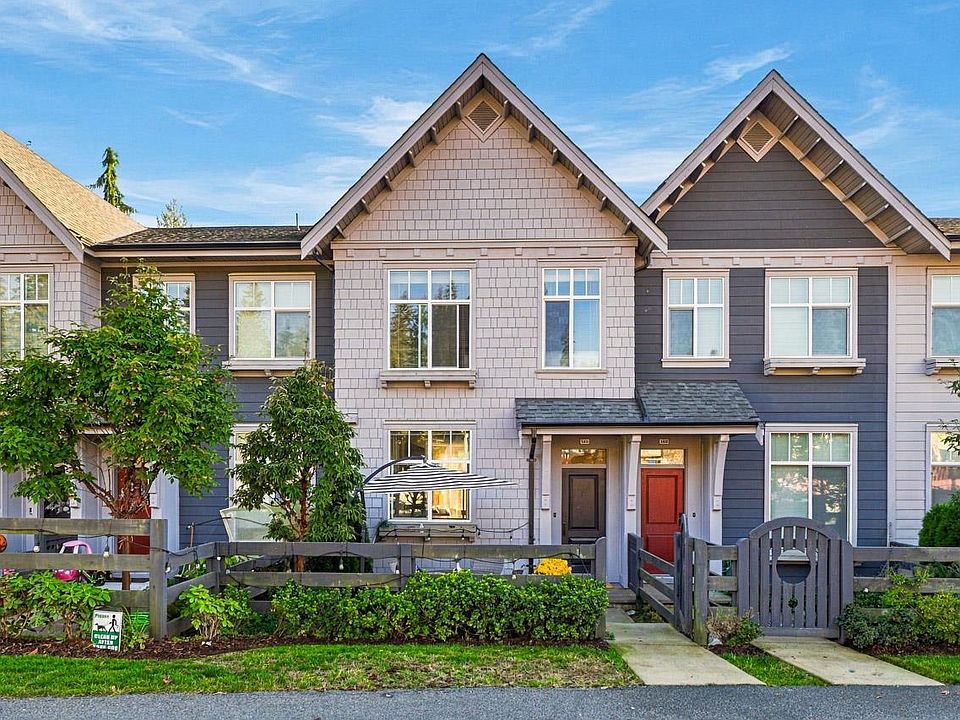1st image of 3529 Baycrest Ave #149