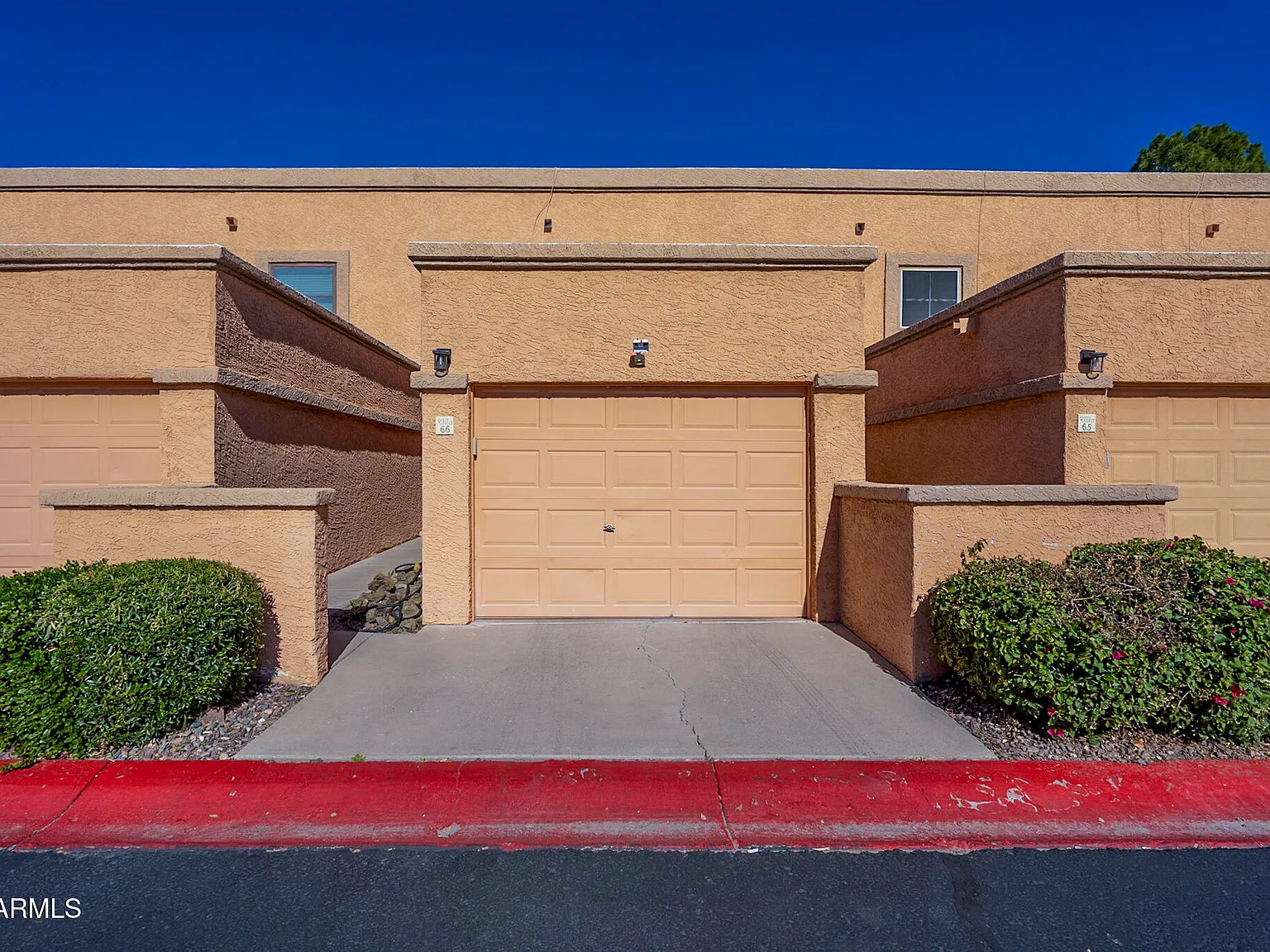 2 bed, 2.5 bath, 1390 sqft, $1,925 — Photo 1