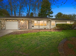 36 Cynthia Rd, Framingham, MA 01701