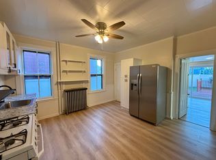209 5th Ave #1, Watervliet, NY 12189