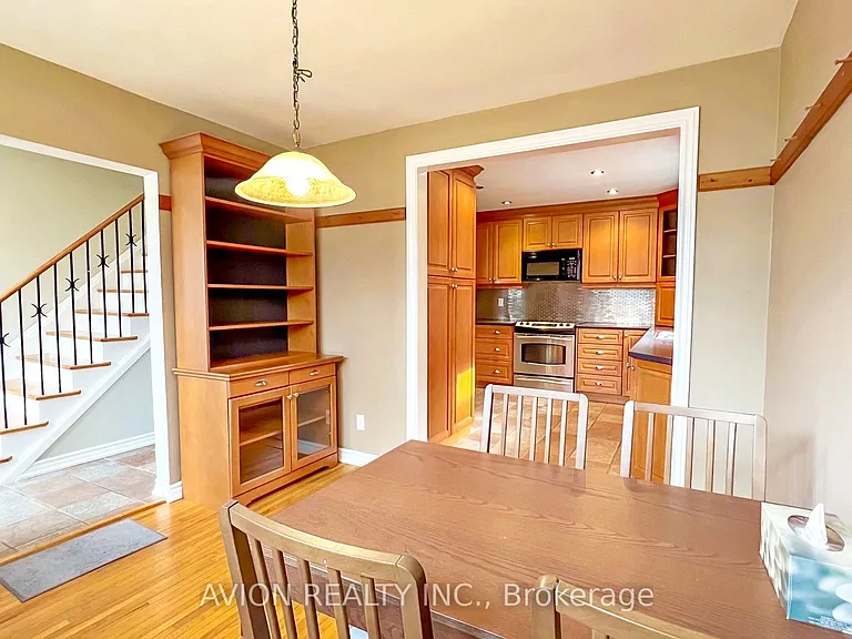 83 Lincoln Green Dr — Photo 10