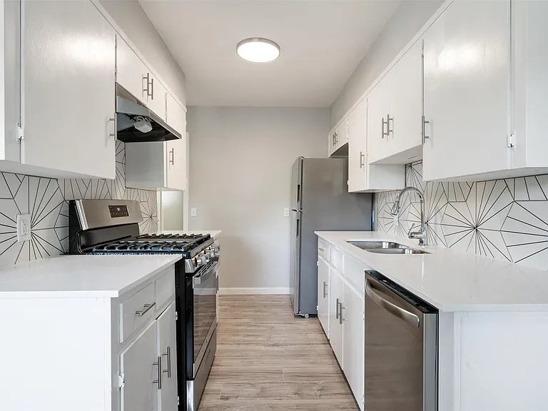 1513 Braes Ridge Dr #B — Photo 11