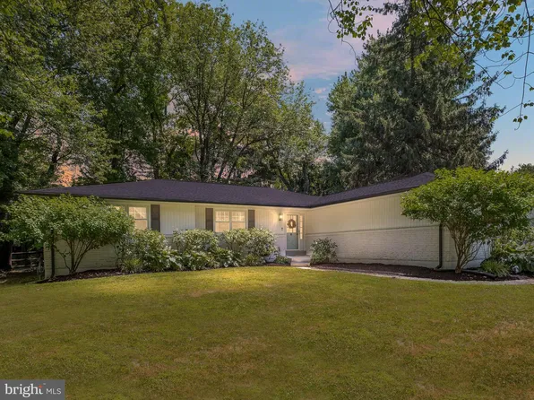 2510 Pennington Dr, Wilmington, DE 19810