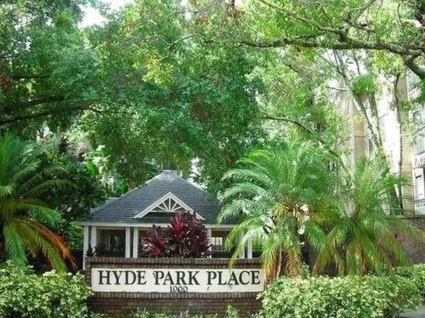 1000 W Horatio St APT 126, Tampa, FL 33606