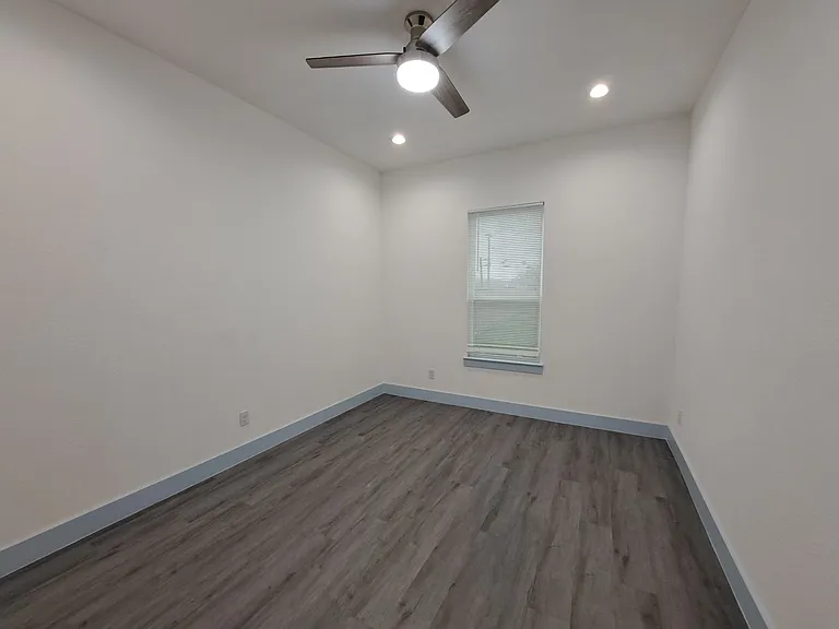 3243 Noor St — Photo 7