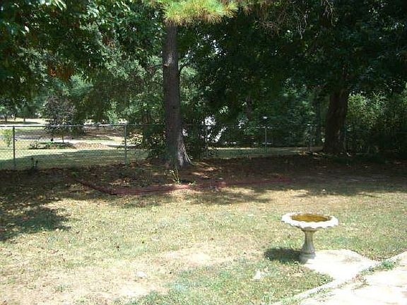 2nd image of 2347 Redfield Dr
