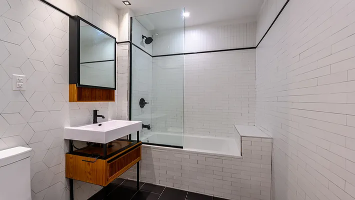 Rented by Nooklyn NYC LLC | media 10