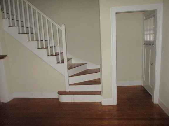 5th image of 10213 Warwick Blvd #10213