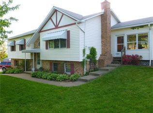 3940 Ridge Rd, Aliquippa, PA 15001