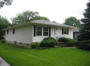 1215 Hickory St, Ottawa, IL 61350