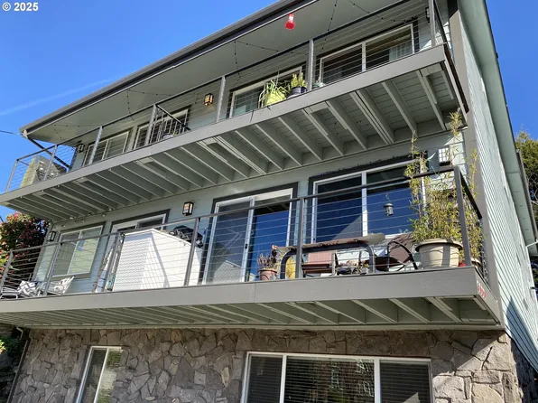 5715 NE Sacramento St Unit 11, Portland, OR 97213