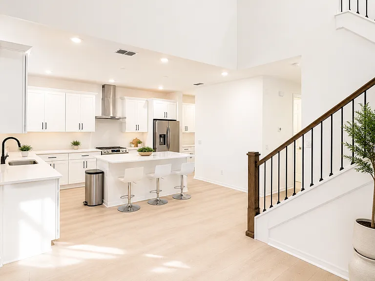 2321 Endeavor Way — Photo 7