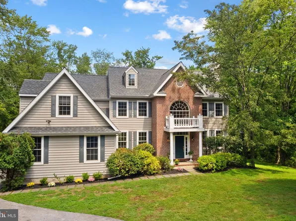 361 Malin Rd, Newtown Square, PA 19073