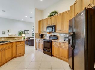 6565 Garde Rd, Boynton Beach, FL 33472