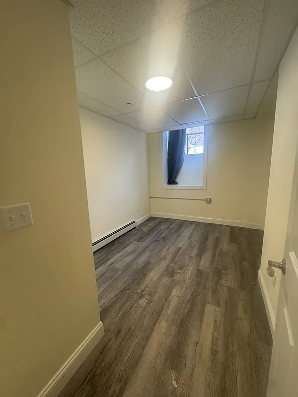 1 bed, 1.0 bath, $1,700 — Photo 3