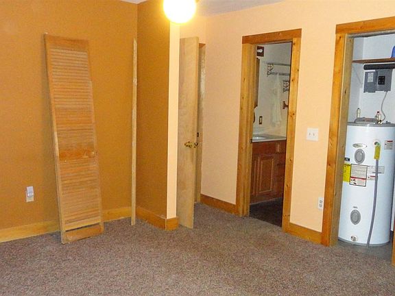 4th image of 3795 Country Squire Blvd