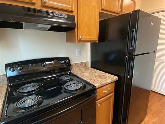 4th image of 1339 Bridle Creek Blvd