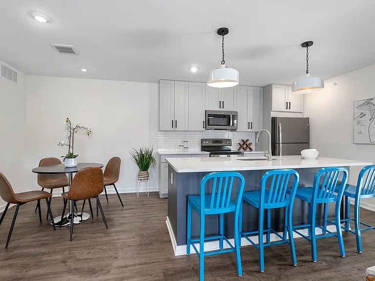 River Birch Apartment Homes — Photo 13