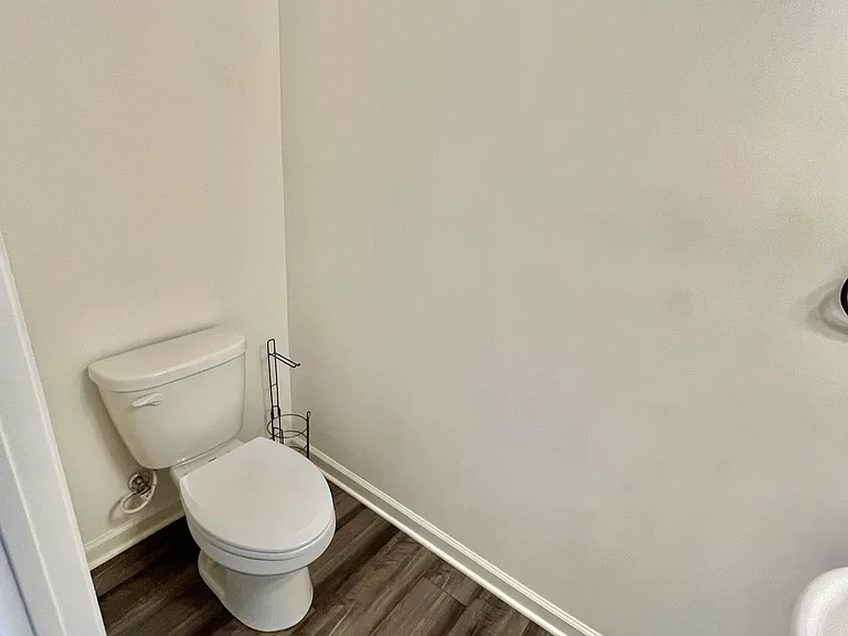 173 Swindon Dr — Photo 20