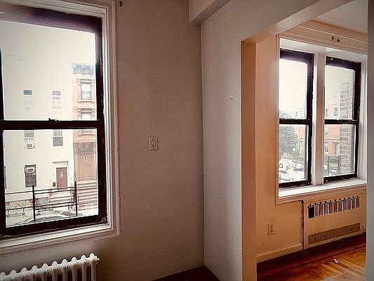 2nd image of 97 Brooklyn Ave APT 2M