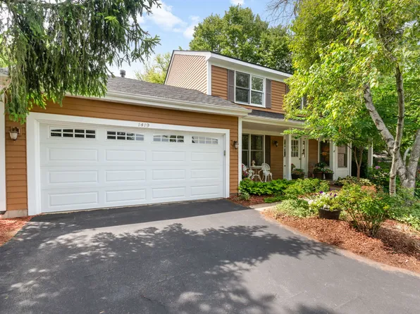 1419 Issel Ct, Batavia, IL 60510