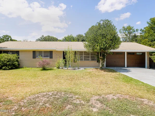 2512 Shady Ln, Biloxi, MS 39531