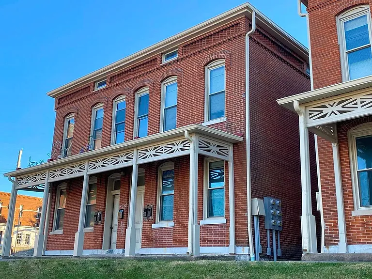 826-828 York St. — Photo 18