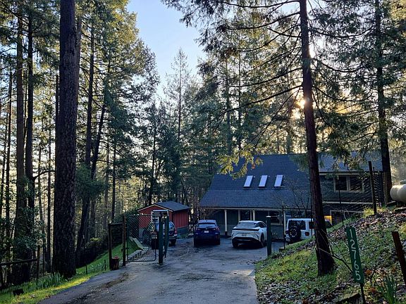 3rd image of 12765 Rodriguez Ct