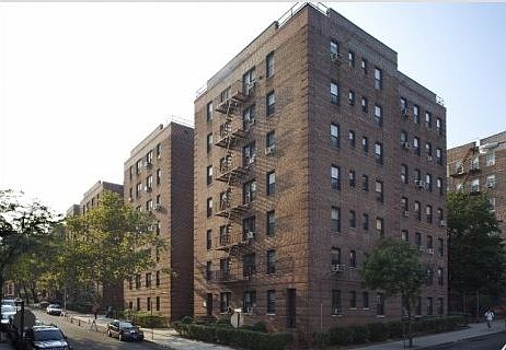 1st image of 6420 Saunders St #307
