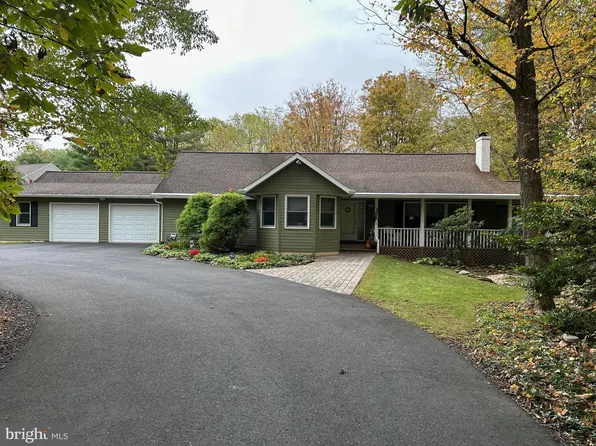 8068 Richlandtown Rd, Quakertown, PA 18951