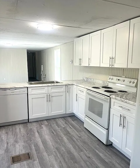 2388 Case Ln — Photo 3