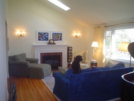 3rd image of 2255 Berkley Ave