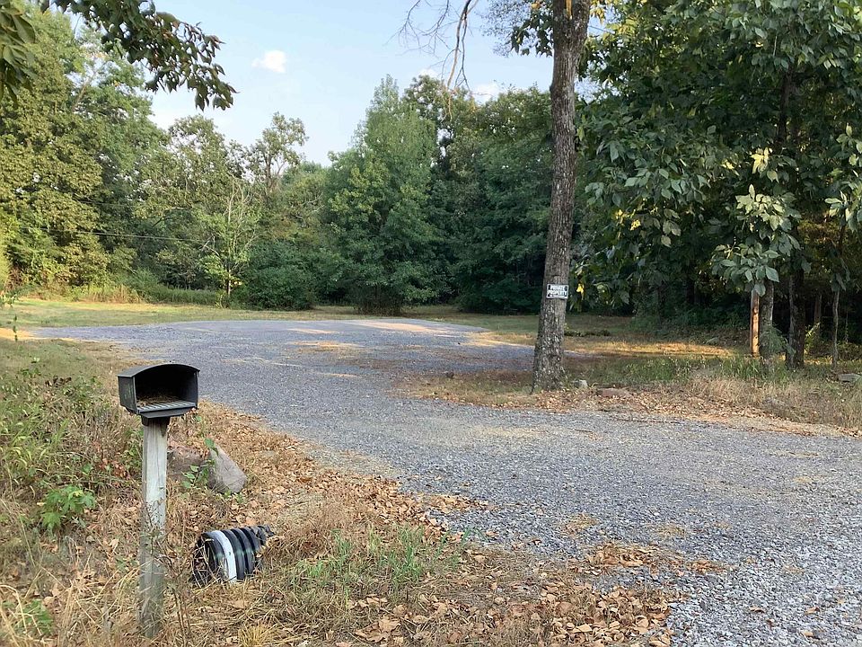 1st image of 148 Wolf Hollow Rd