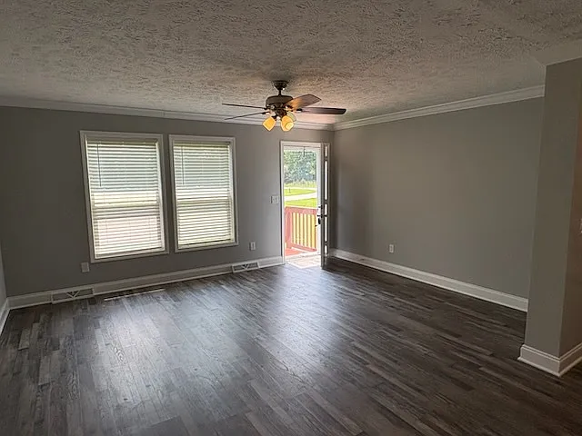 3003 Bent Tree Dr — Photo 2