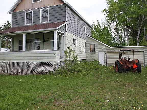 5th image of 18 Cherry St