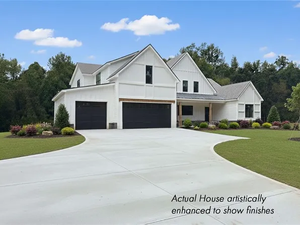 1448 Rucker Cir, Woodstock, GA 30188