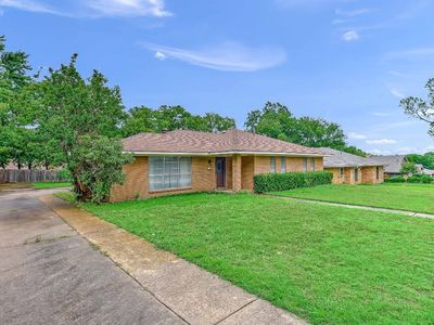 1809 Skyline Dr, Sherman, TX, 75092