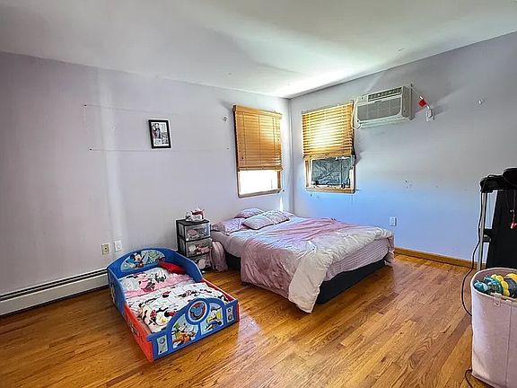 2nd image of 1768 S Railroad Ave #2