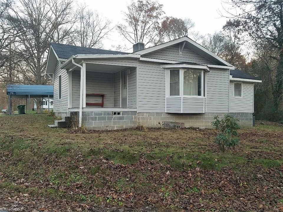 1st image of 186 Eaton St