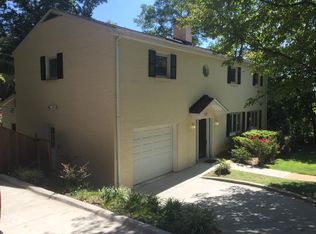 2921 S Grant St, Arlington, VA 22202