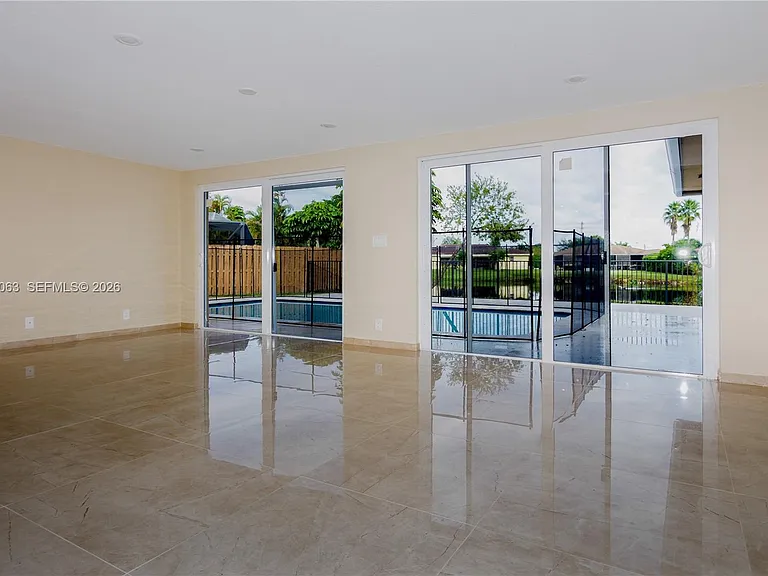 16641 Royal Poinciana Dr — Photo 25