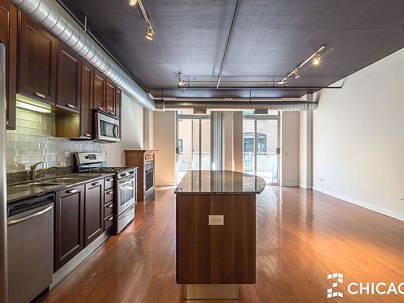 111-s-morgan-324-kitchen-2