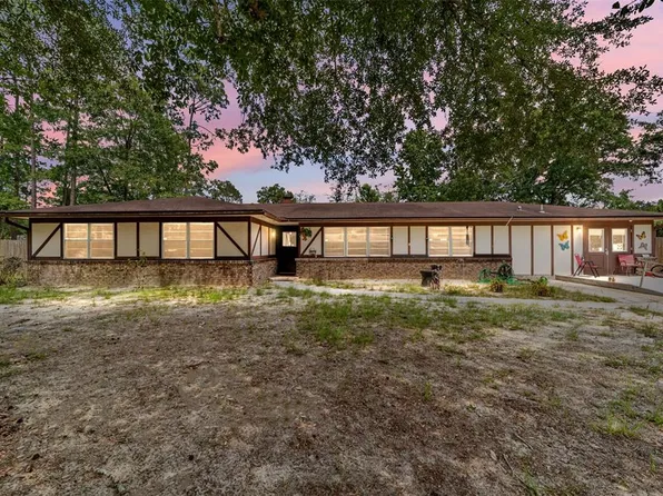 5915 NW 32nd St, Gainesville, FL 32653