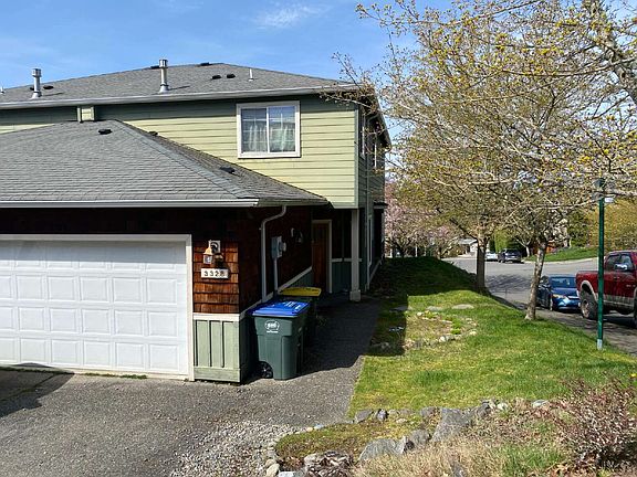 4th image of 3328 Sussex Dr