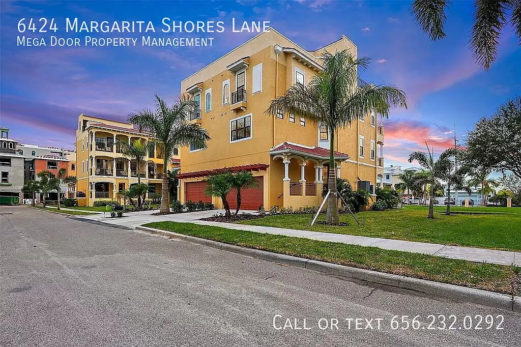 Luxury 4-Bedroom Apollo Beach Townhome with Private Elevator, Rooftop Terrace & Water Views — Photo 1
