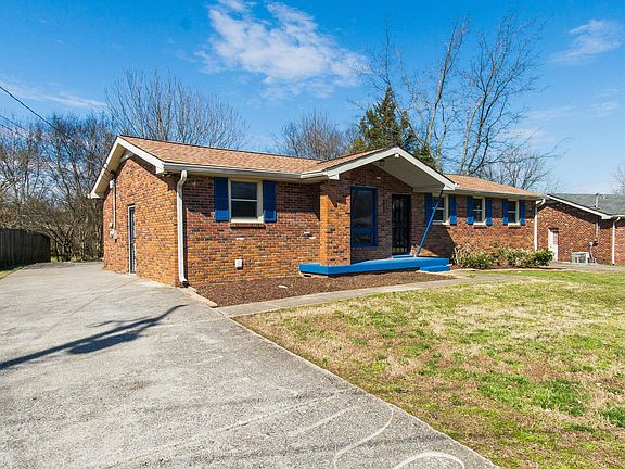 2nd image of 509 Clearwater Dr