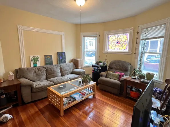 2-4 Gilson Ter #1, Somerville, MA 02143