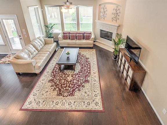 5th image of 26335 Cedar Pine Dr