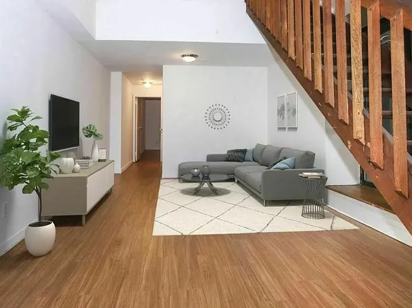 221 East 33rd Street image 1 of 7