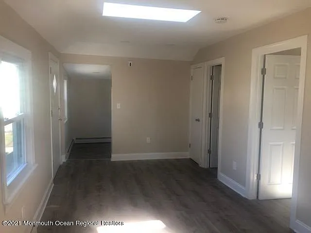 1 bed, $2,400 — Photo 2